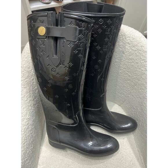 Louis Vuitton Black Monogram Patent Rain Boots  Size 40  Good Condition Dustbag - Picture 1 of 12